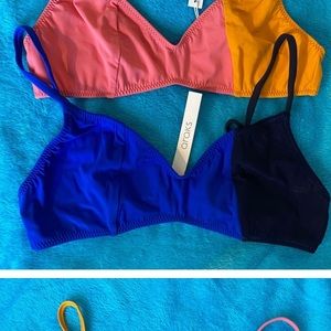 Araks Elsa Bikini Top NWT size Small navy color